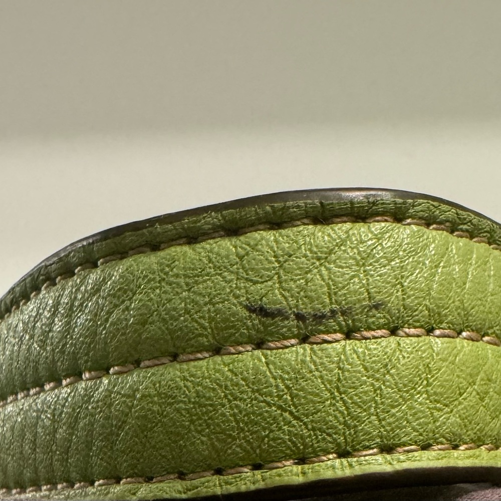 B Makowsky Bright Green Pebble Leather Convertible Crossbody/ Shoulder Bag - Picture 11 of 11